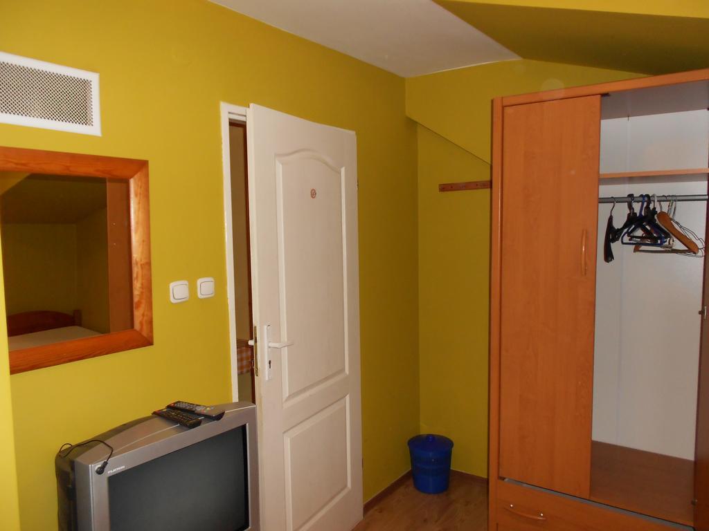 Na Skraju Lasu Chodel Экстерьер фото